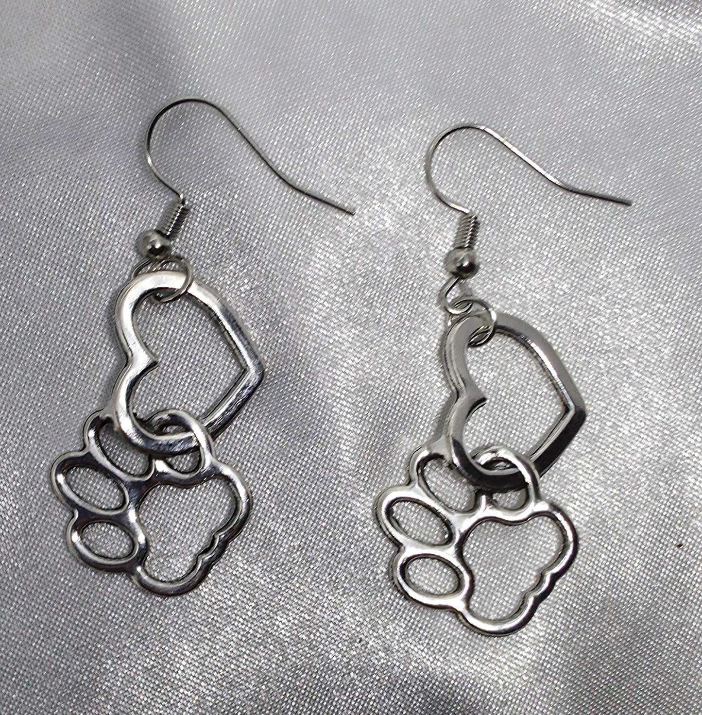 Earrings pet